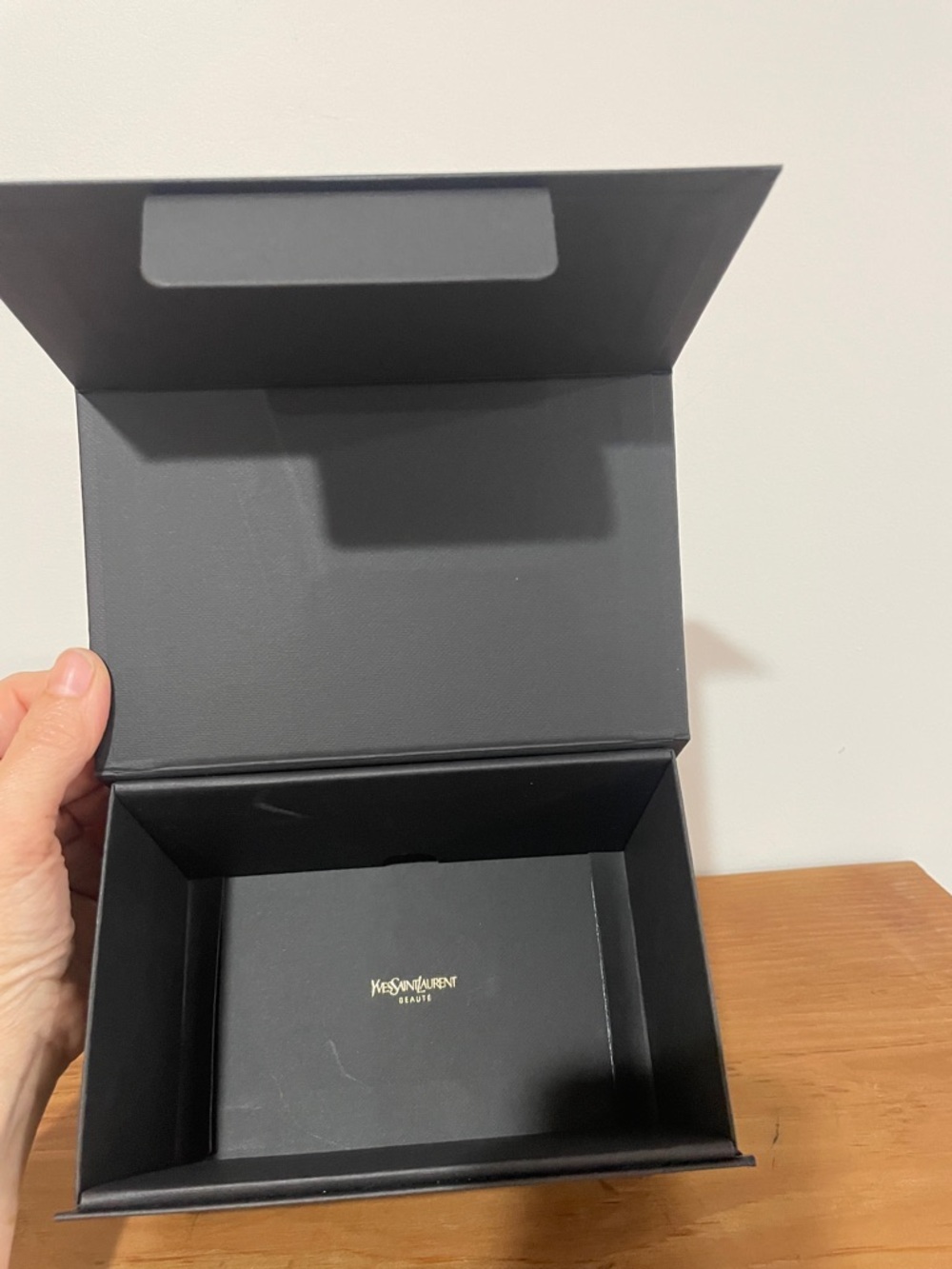 🍂 YSL GIFT BOX - Picture 7 of 8